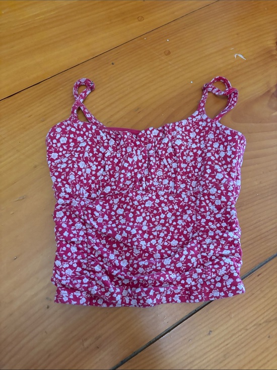 Hollister Tops - Hollister Fuchsia Floral Ruched Tank